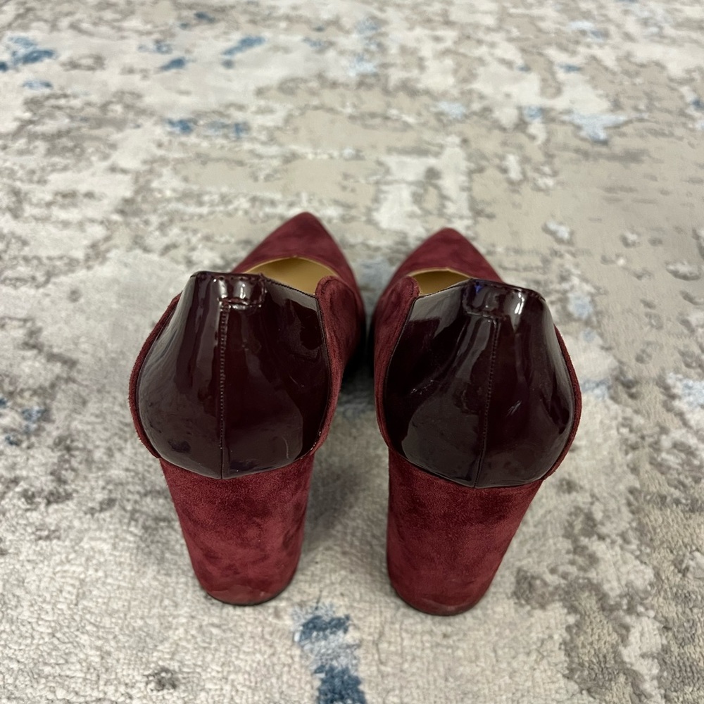 Heels - Picture 3 of 3